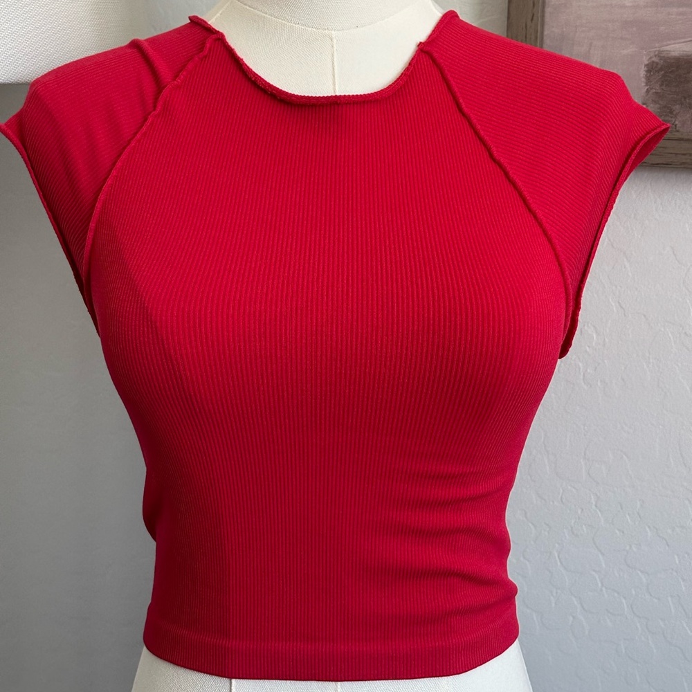 Nikibiki Sleeveless Top